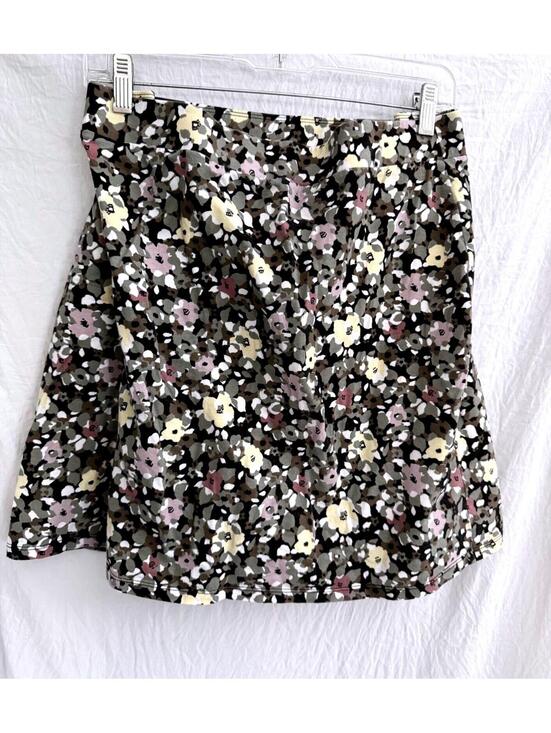 Jones New York Pants - 3 For $24 SKORT